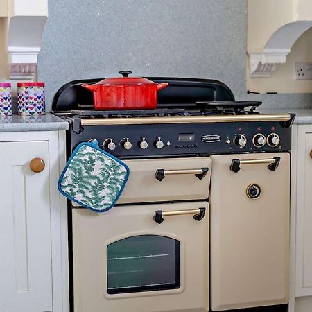 Dizzy Heights Sleeps 11 plus Baby Swanage Exterior foto